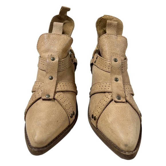 ANTHROPOLOGIE MATISSE Leather Pointed Toe Ankle Booties - Picture 5 of 15